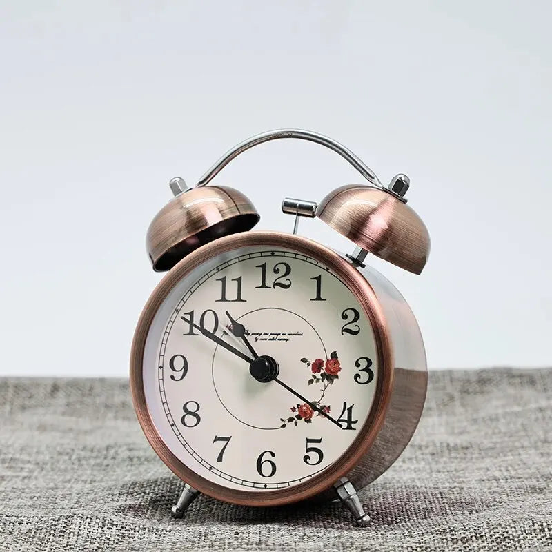 Réveil rond en métal cuivre avec motif floral vintage -  - reveil-vintage-design - []