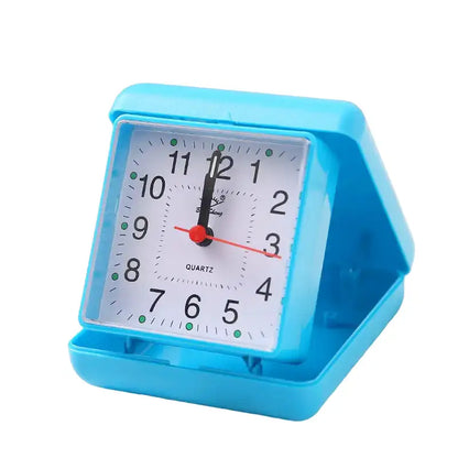 Petit réveil de bureau noir à cadran blanc -  - petit-reveil-ancien - ["analogique","num\u00e9rique","petit","petit reveil","R\u00e9veil Analogique","simple","voyage"]