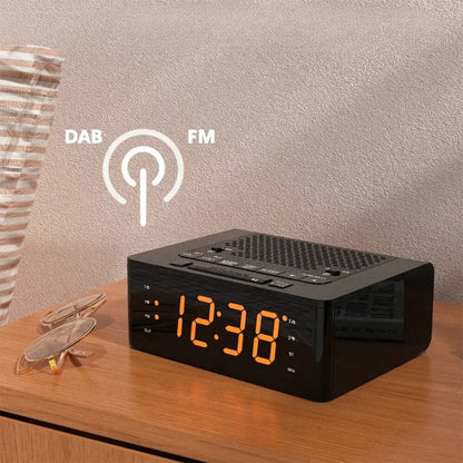 Radio réveil numérique noir à grands chiffres LED orange -  - radio-reveil-gros-chiffres - ["digital","lumineux","num\u00e9rique","petit reveil","Radio R\u00e9veil Lumineux","r\u00e9veil digital","simple"]