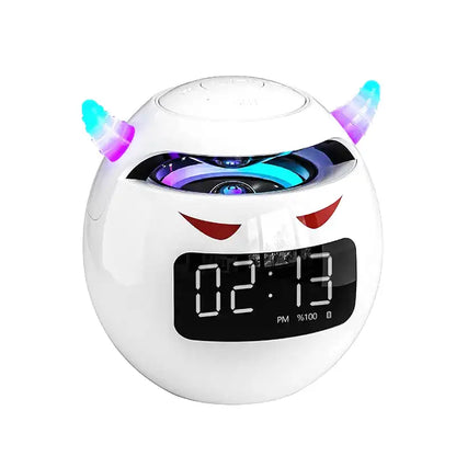 Radio réveil sphérique blanc avec cornes lumineuses changeantes -  - radio-reveil-connecte-avec-le-portable - ["bluetooth","connect\u00e9","digital","enfant","lumineux","petit","petit reveil","plastique","radio reveil connect\u00e9","Radio R\u00e9veil Lumineux","R\u00e9veil bluetooth","r\u00e9veil connect\u00e9","r\u00e9veil digital","r\u00e9veil enfant","simple"]