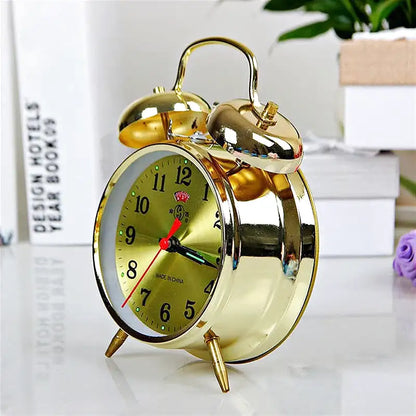 Réveil à double cloche en métal doré vintage -  - reveil-mecanique-dore-vintage - ["analogique","Jour Nuit","R\u00e9veil Analogique"]