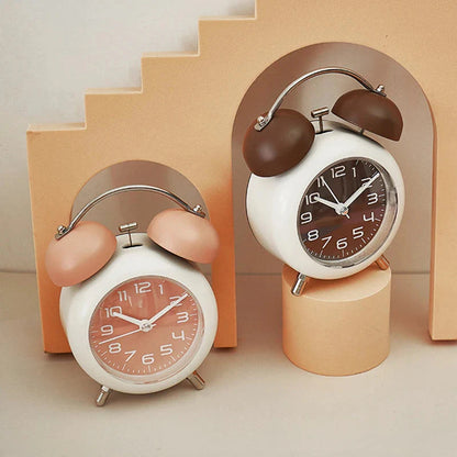 Réveil rond vert et blanc à double cloche métal -  - reveil-ado-a-pile - ["ado","analogique","petit reveil","R\u00e9veil Analogique","simple","vintage"]