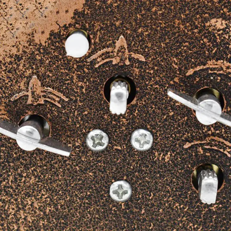 Réveil ancien mécanique effet bronze rouillé -  - vieux-reveil-mecanique - ["Jour Nuit"]