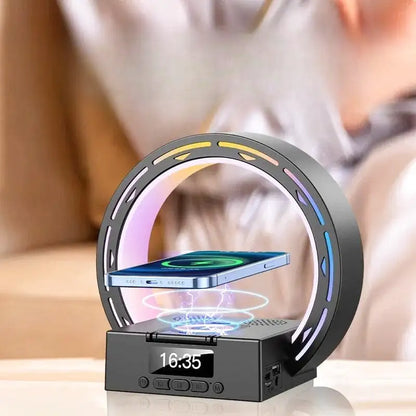 Réveil anneau LED multicolore en métal noir -  - reveil-bluetooth-lumineux - ["ambiance","bluetooth","digital","lumineux","lumi\u00e8re","moderne","petit","plastique","R\u00e9veil bluetooth","r\u00e9veil digital","simple","veilleuse"]