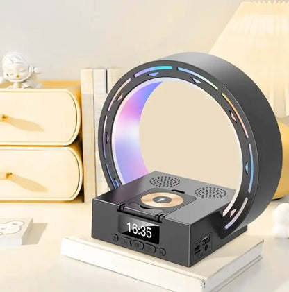 Réveil anneau LED multicolore en métal noir -  - reveil-bluetooth-lumineux - ["ambiance","bluetooth","digital","lumineux","lumi\u00e8re","moderne","petit","plastique","R\u00e9veil bluetooth","r\u00e9veil digital","simple","veilleuse"]