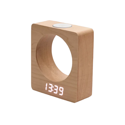 Réveil rectangulaire en bois clair à LED rouge -  - reveil-bois-design - ["bois","digital","num\u00e9rique","radio bois","radio reveil","radio reveil bois","r\u00e9veil digital","simple"]