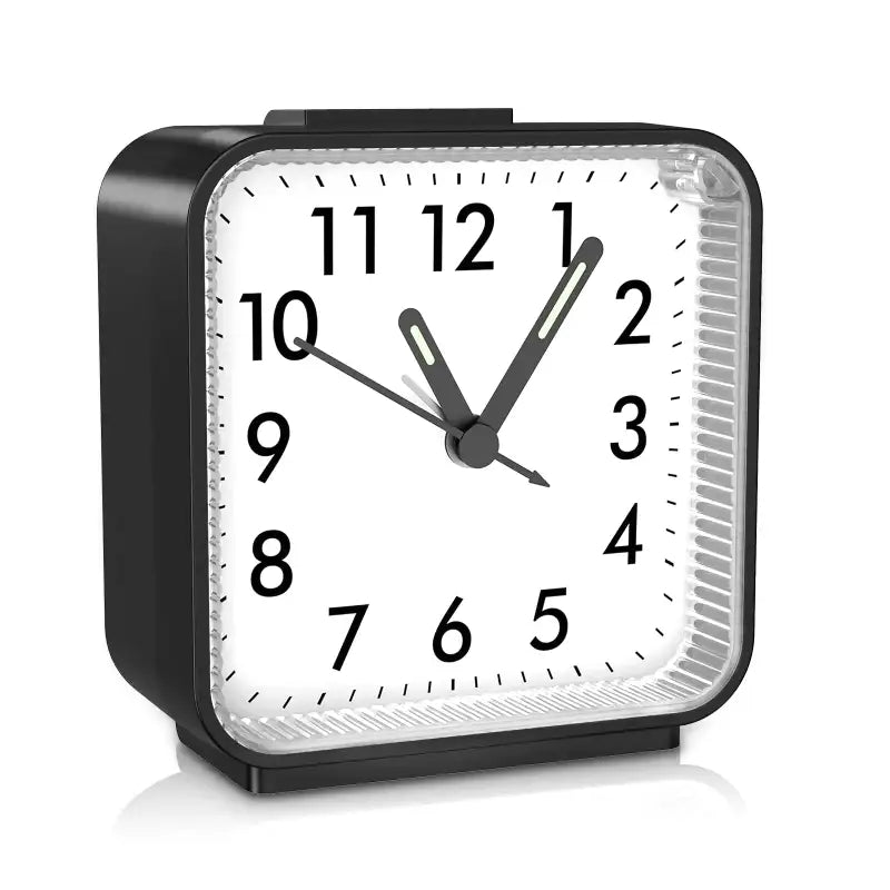 Réveil carré blanc moderne à aiguilles lumineuses -  - reveil-a-pile-quartz-lumineux - ["analogique","Jour Nuit","lumineux","petit reveil","Radio R\u00e9veil Lumineux","R\u00e9veil Analogique","simple","voyage"]