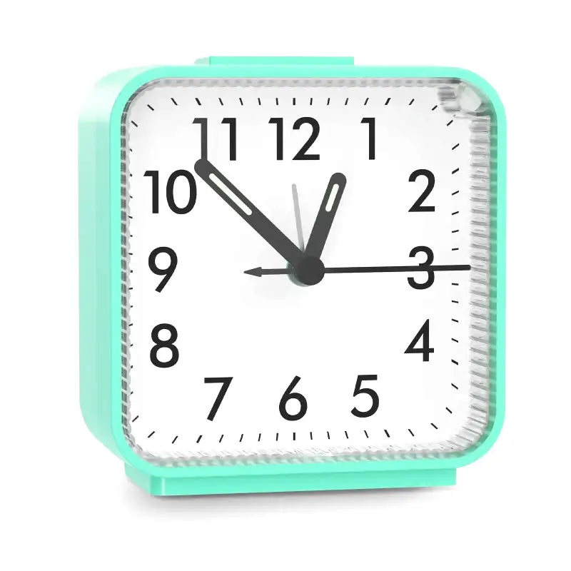 Réveil carré blanc moderne à aiguilles lumineuses -  - reveil-a-pile-quartz-lumineux - ["analogique","Jour Nuit","lumineux","petit reveil","Radio R\u00e9veil Lumineux","R\u00e9veil Analogique","simple","voyage"]