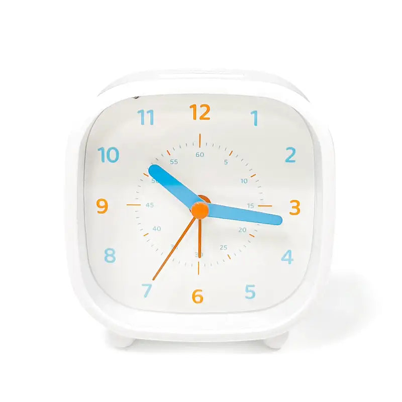 Réveil carré blanc pour enfant chiffres colorés -  - reveil-enfant-8-ans - ["analogique","petit","petit reveil","r\u00e9veil analogique","simple"]