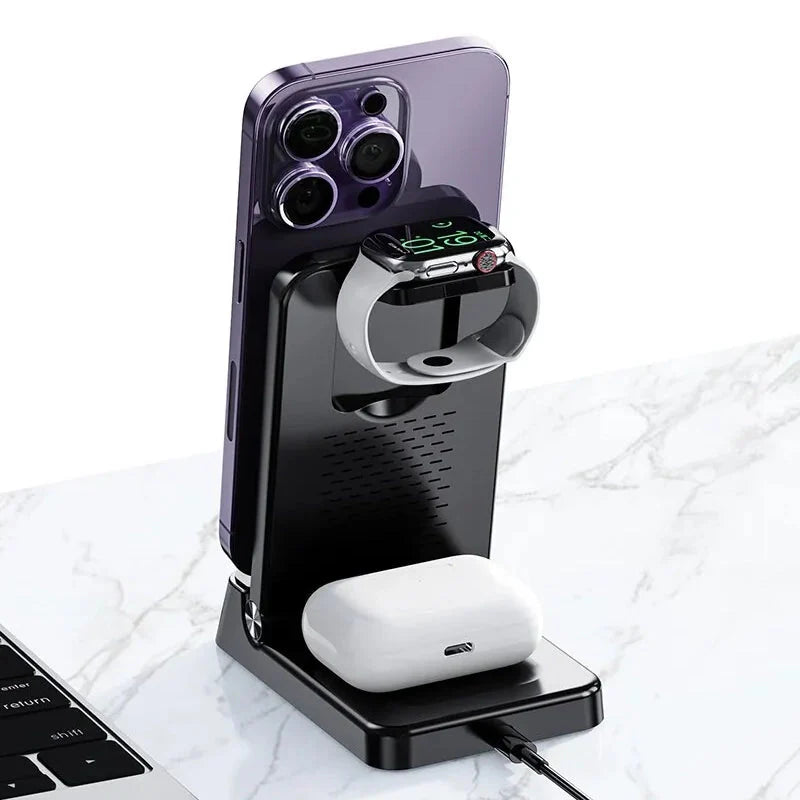 Station de charge LED noire avec horloge intégrée -  - reveil-chargeur-induction-apple-et-samsung - ["chargeur induction","connect\u00e9","num\u00e9rique","petit","simple"]