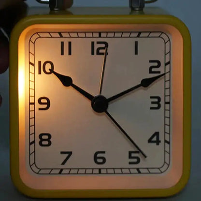 Réveil cube en métal jaune brillant