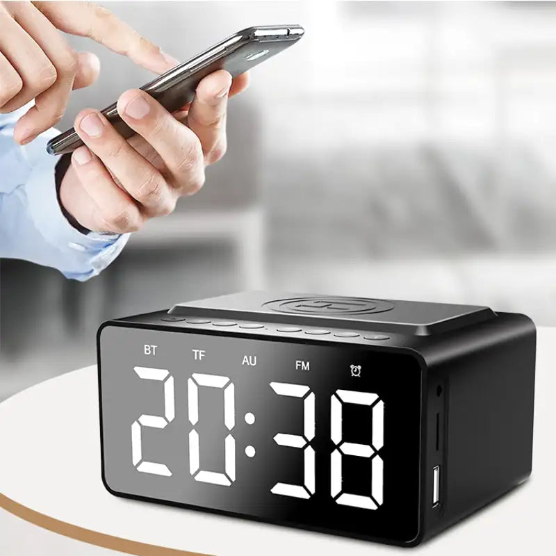 Réveil cube noir LED avec enceinte Bluetooth intégrée