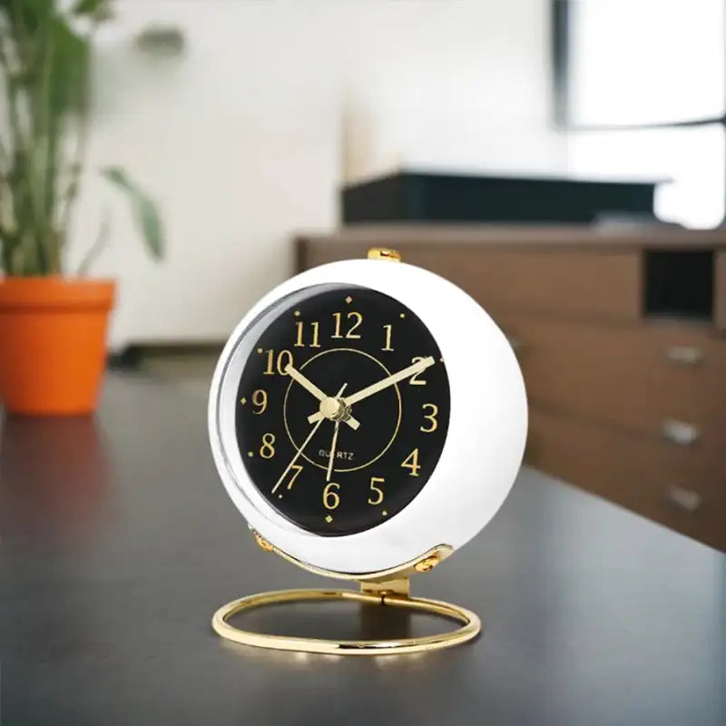 Réveil de table rond noir mat et doré