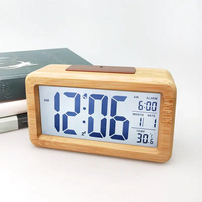 Réveil digital rectangulaire en bois naturel