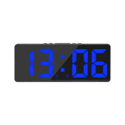 Réveil digital rectangulaire en plastique noir à LED verte