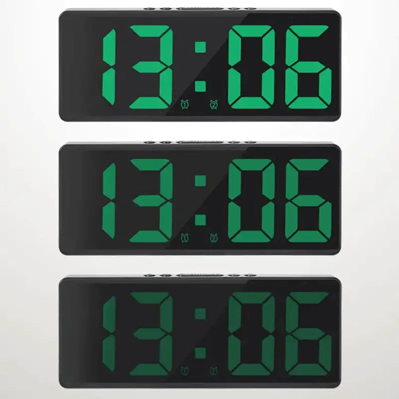 Réveil digital rectangulaire en plastique noir à LED verte