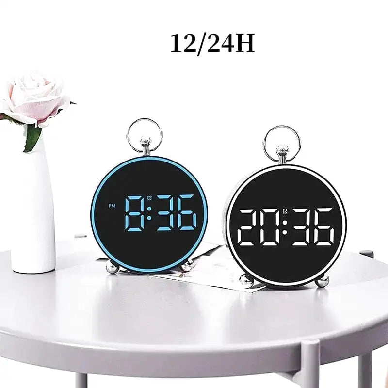Réveil digital rond noir à affichage LED vert