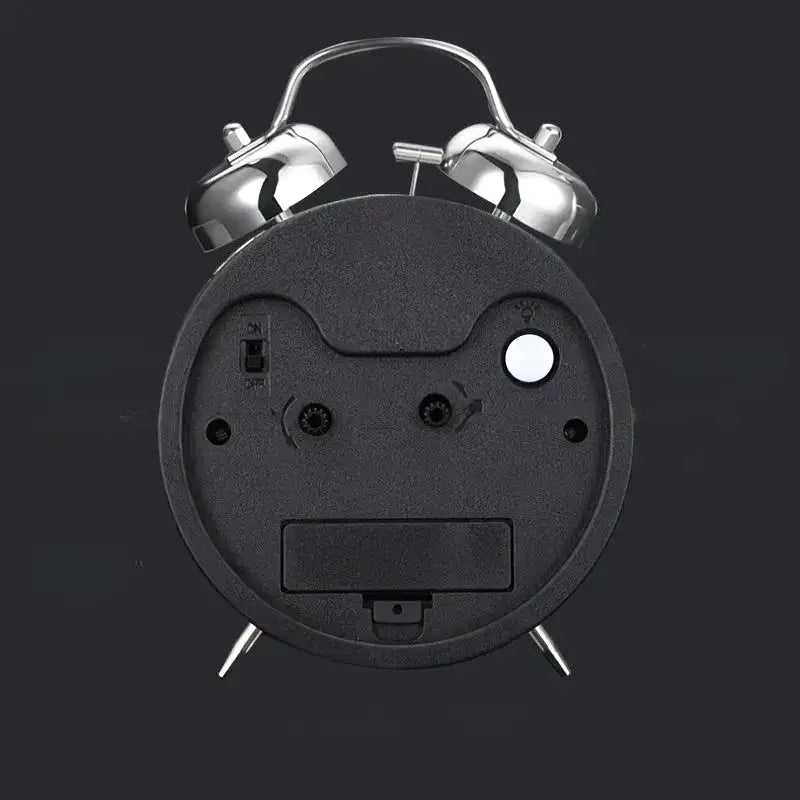 Réveil double cloche en métal argenté rétro