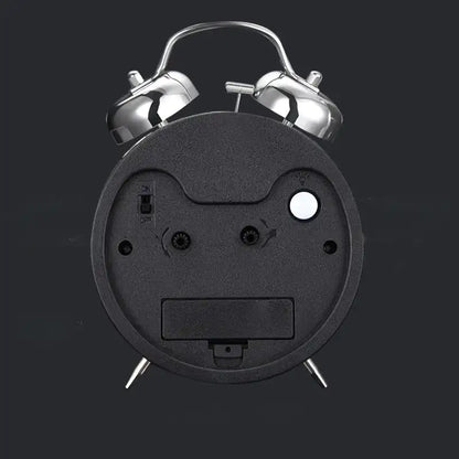Réveil double cloche en métal argenté rétro