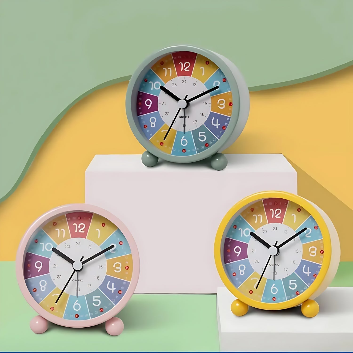 Réveil rond multicolore en plastique jaune pour enfant -  - reveil-educatif-pour-enfant - ["analogique","color\u00e9","enfant","R\u00e9veil Analogique","simple","\u00e9ducatif"]