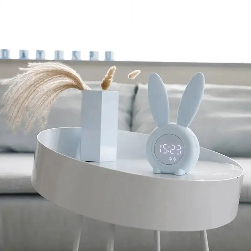 Réveil enfant en forme de lapin vert doux