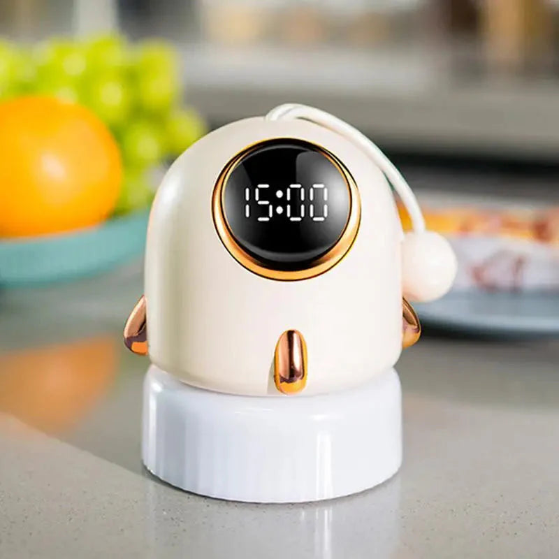 Réveil robot arrondi crème avec afficheur numérique -  - reveil-enfant-fusee - ["enfant","num\u00e9rique","petit","r\u00e9veil digital","simple"]