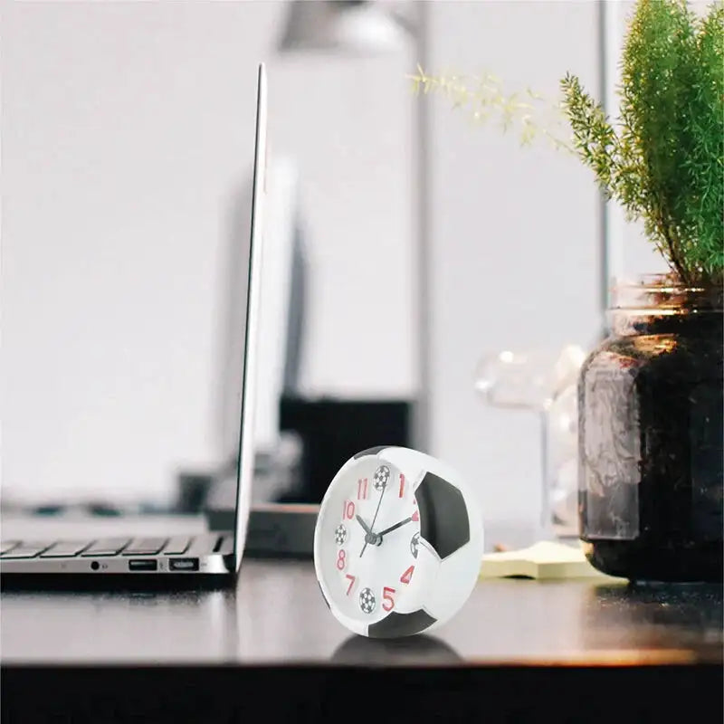 Réveil enfant motif ballon de football - Comptoir du Réveil - 