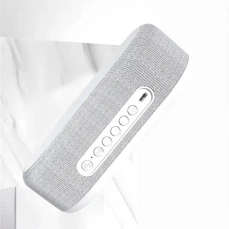 Réveil LED rectangulaire tissu gris avec chargeur induction -  - reveil-connecte-avec-chargeur-induction - ["digital","lumineux","num\u00e9rique","petit reveil","simple"]