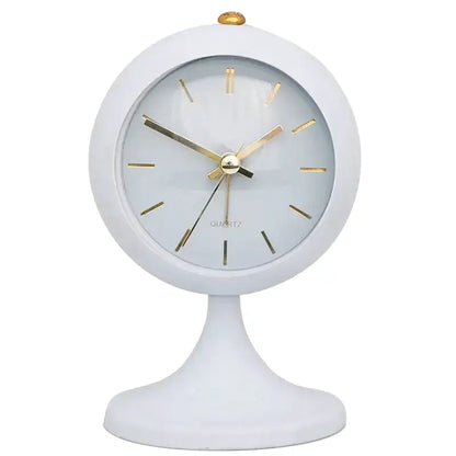 Réveil noir mat sur pied avec aiguilles dorées -  - reveil-vintage-sur-pied - []