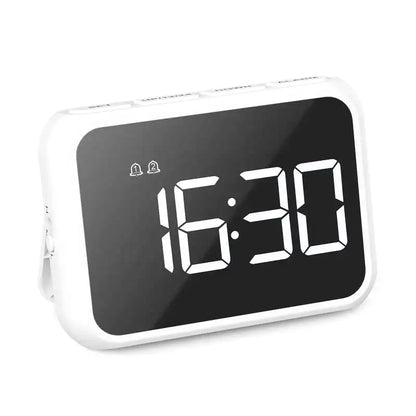 Réveil numérique blanc à affichage LED contrasté -  - reveil-numerique-petit-format - ["voyage"]