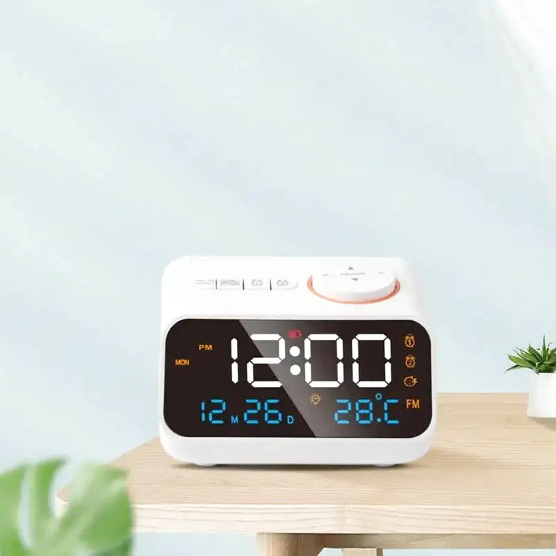 Réveil numérique blanc à écran LED bleu -  - reveil-numerique-batterie-avec-radio - []