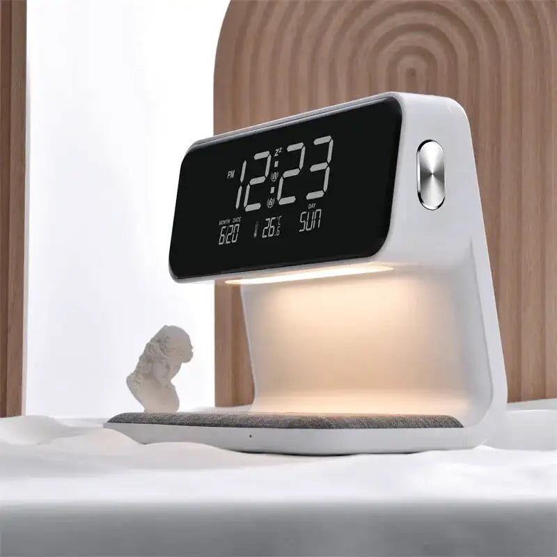 Réveil numérique blanc avec base en tissu gris -  - reveil-numerique-chargeur-sans-fil - []