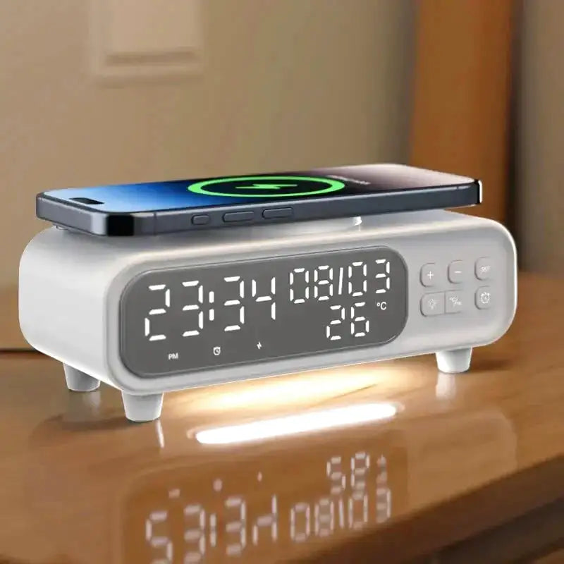 Réveil numérique blanc avec chargeur induction intégré -  - reveil-chargeur-induction-moderne - ["digital","lumineux","num\u00e9rique","petit","petit reveil","r\u00e9veil digital","simple"]