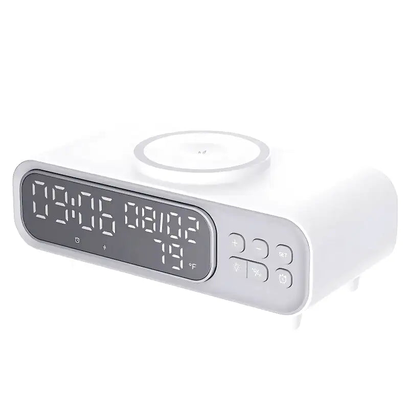 Réveil numérique blanc avec chargeur induction intégré -  - reveil-chargeur-induction-moderne - ["digital","lumineux","num\u00e9rique","petit","petit reveil","r\u00e9veil digital","simple"]