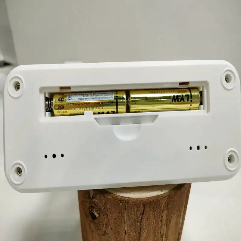 Réveil numérique blanc avec température et date intégrées -  - reveil-numerique-temperature - ["ado"]