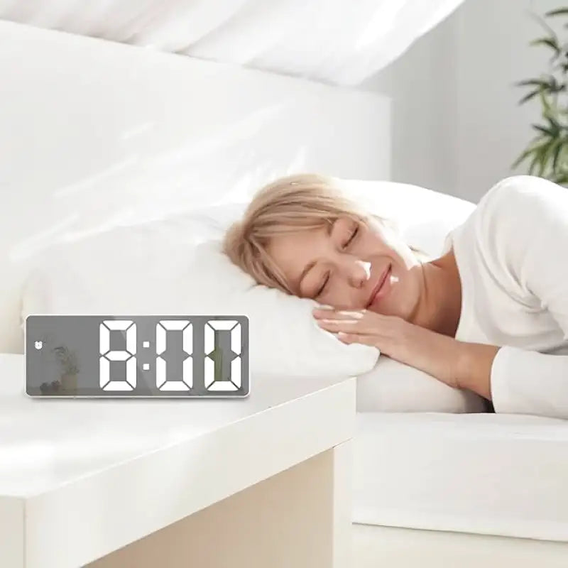 Réveil numérique blanc sans fil à affichage large -  - reveil-lumineux-sans-fil - ["lumineux","Radio R\u00e9veil Lumineux"]