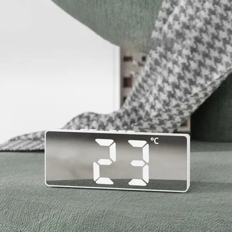 Réveil numérique blanc sans fil à affichage large -  - reveil-lumineux-sans-fil - ["lumineux","Radio R\u00e9veil Lumineux"]