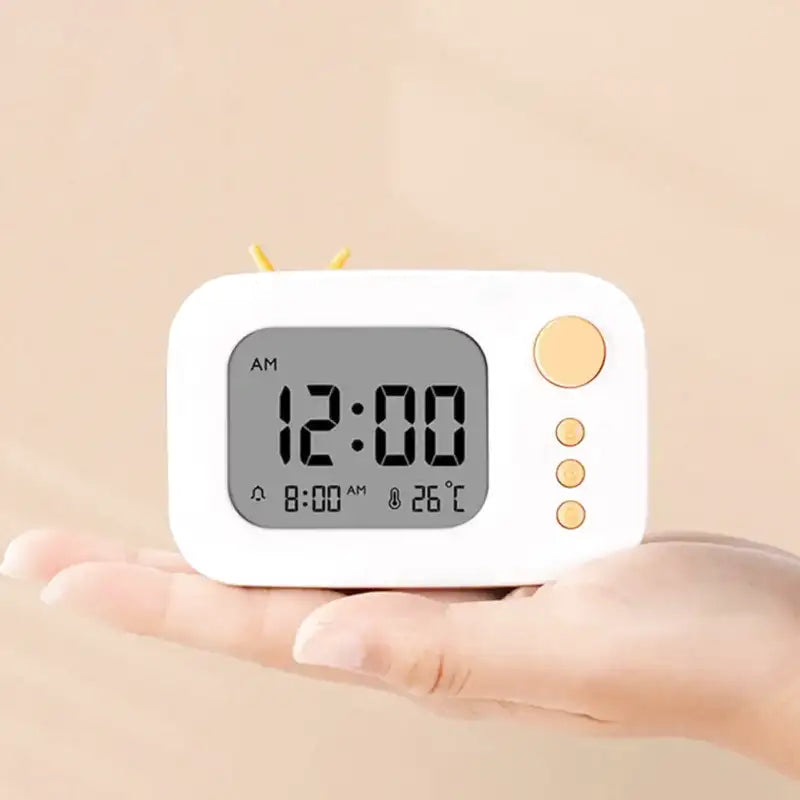Réveil numérique compact blanc avec affichage température -  - reveil-ado-design - ["ado","digital","num\u00e9rique","petit","petit reveil","plastique","r\u00e9veil digital","simple"]