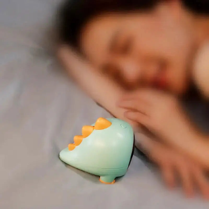 Réveil numérique dinosaure beige à affichage LED -  - reveil-dinosaure-numerique - ["digital","dinosaure","enfant","num\u00e9rique","petit","petit r\u00e9veil","r\u00e9veil dinosaure","r\u00e9veil enfant","simple"]