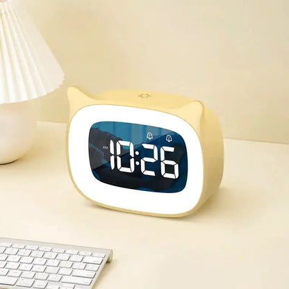 Réveil numérique enfant en forme de chat jaune -  - reveil-enfant-jour-et-nuit - ["chat","d\u00e9coratif","enfant","num\u00e9rique","petit","petit reveil","r\u00e9veil chat","r\u00e9veil enfant","simple"]