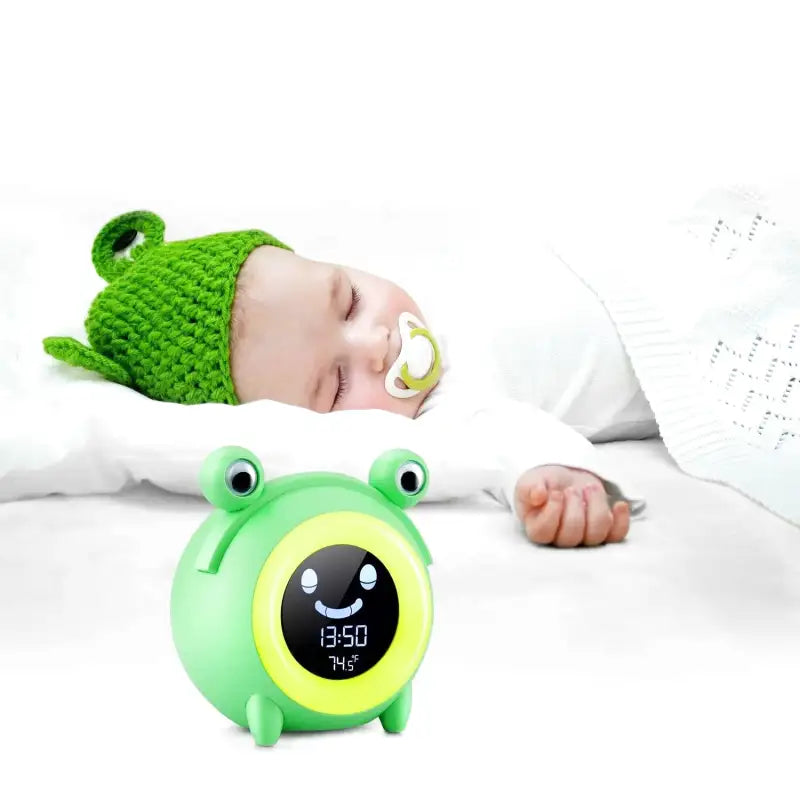 Réveil numérique grenouille en plastique vert pour enfant -  - reveil-jour-nuit-enfant - ["enfant","intelligent","Jour Nuit","r\u00e9veil enfant","veilleuse"]