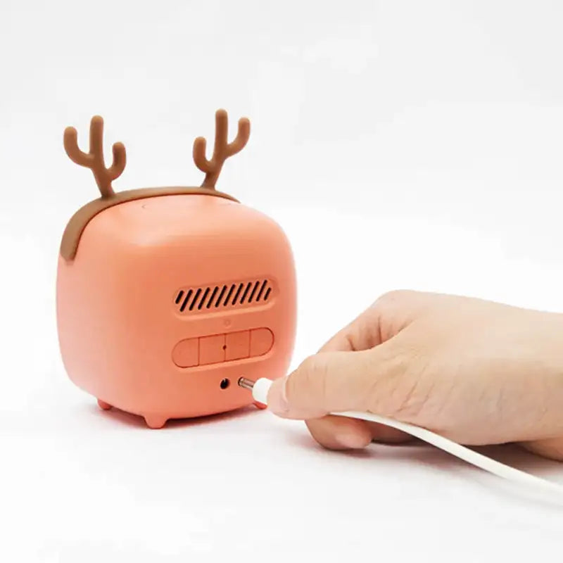 Réveil numérique gris en forme de cerf avec bois caoutchouc -  - reveil-veilleuse-cerf - ["veilleuse"]