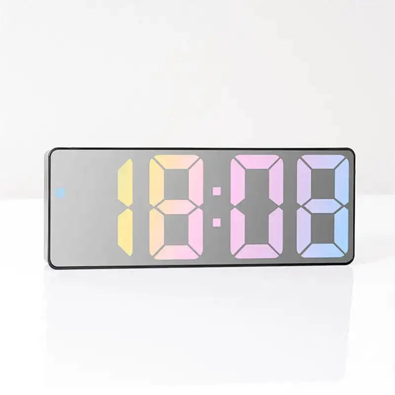 Réveil numérique multicolore en plastique noir brillant -  - reveil-numerique-24h - []