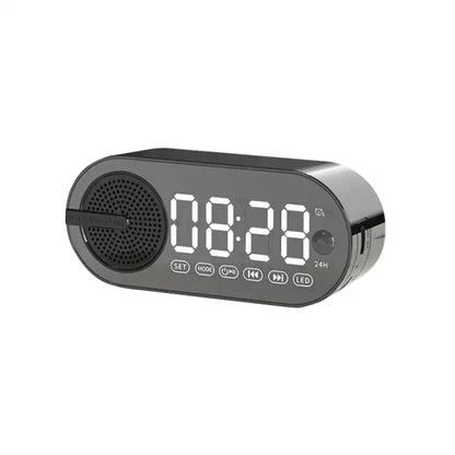 Réveil numérique noir avec affichage LED coloré -  - reveil-connecte-radio - ["digital","lumineux","moderne","petit reveil","plastique","r\u00e9veil digital","simple"]