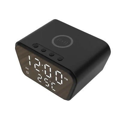Réveil numérique noir avec affichage LED et chargeur intégré -  - reveil-connecte-chargeur - ["connect\u00e9","digital","num\u00e9rique","petit reveil","r\u00e9veil digital","simple"]