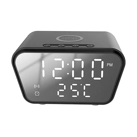 Réveil numérique noir avec affichage LED et chargeur intégré -  - reveil-connecte-chargeur - ["connect\u00e9","digital","num\u00e9rique","petit reveil","r\u00e9veil digital","simple"]