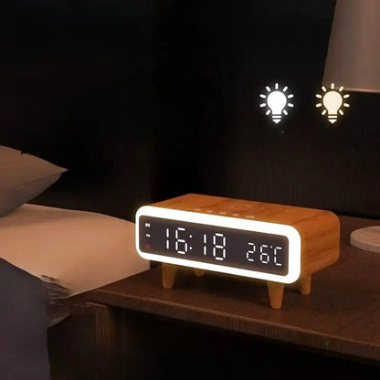 Réveil numérique noir avec chargeur induction et température -  - reveil-avec-chargeur-a-induction - ["digital","num\u00e9rique","petit reveil","plastique","r\u00e9veil digital","simple"]