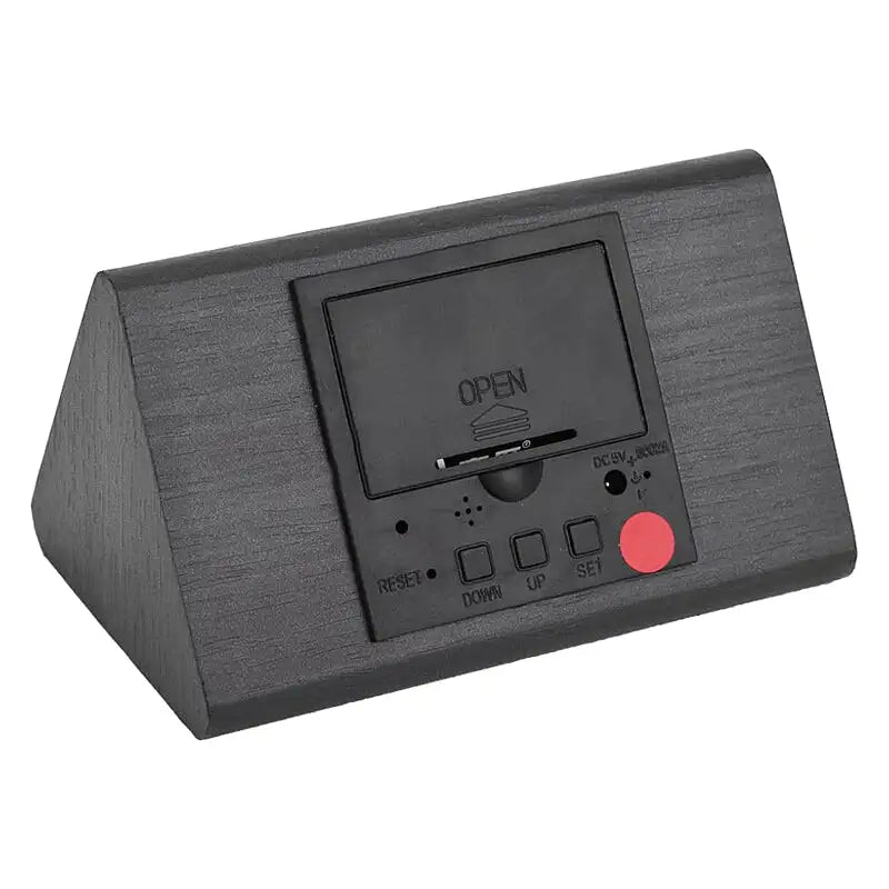 Réveil numérique noir effet bois à affichage blanc -  - reveil-bois-noir - ["digital","num\u00e9rique","radio bois","radio reveil","radio reveil bois","r\u00e9veil digital","simple"]