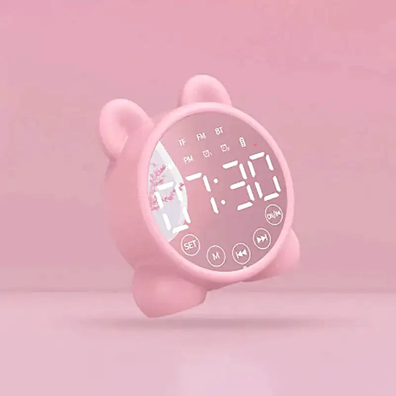 Réveil numérique rond en plastique blanc visage d’ours -  - reveil-connecte-ours - ["enfant","fille","gar\u00e7on","ludique","num\u00e9rique","petit reveil","radio reveil","r\u00e9veil digital","simple"]