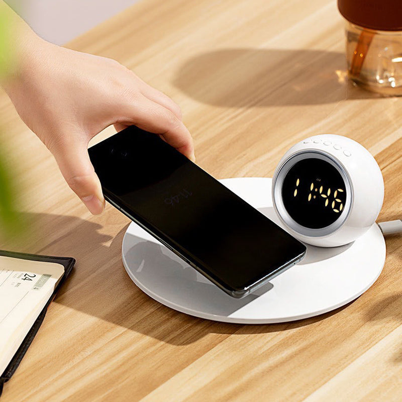 Réveil sphérique blanc et noir avec base métallique argentée -  - reveil-simulateur-daube-pour-ado - ["ado","simulateur d'aube"]